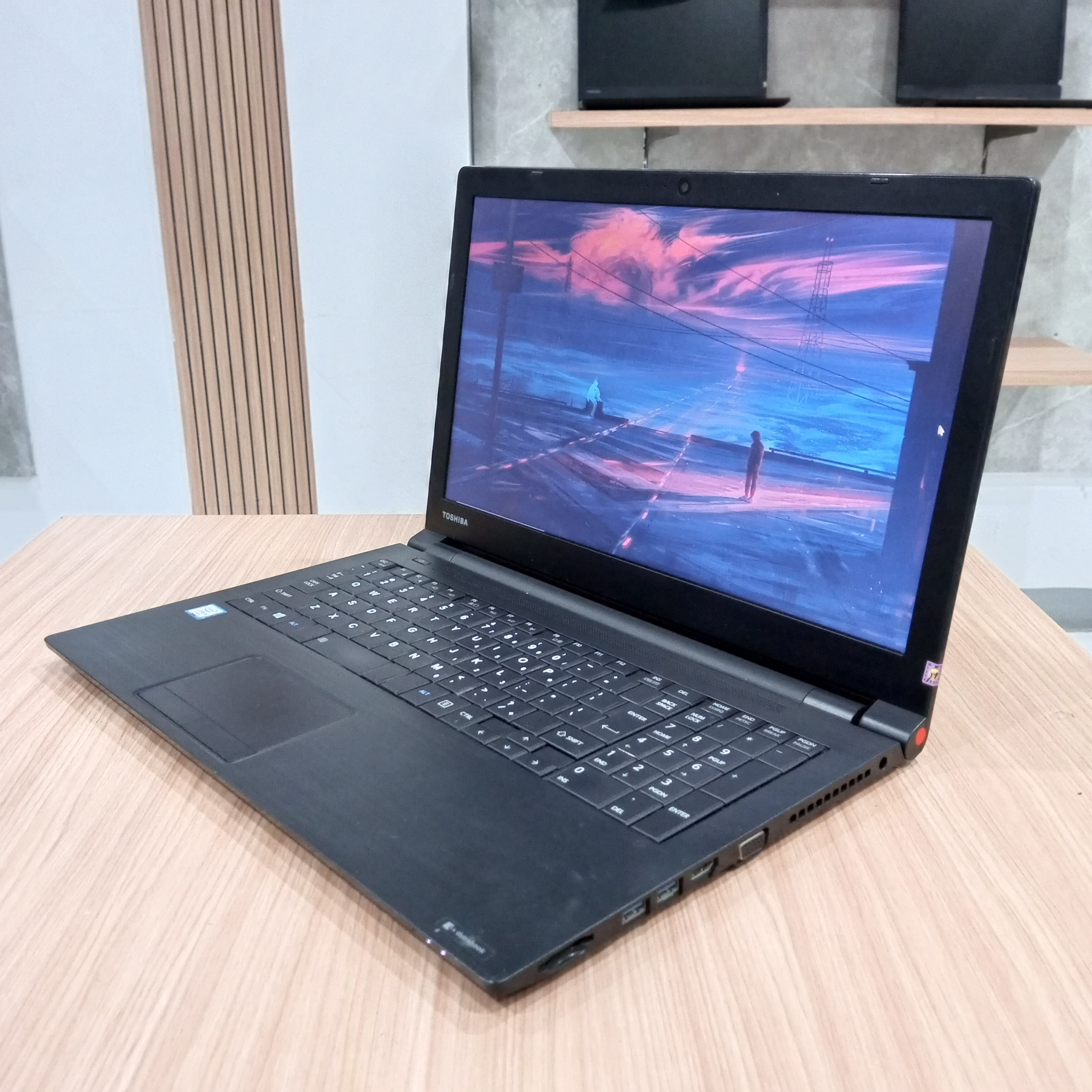 Toshiba Dynabook B55