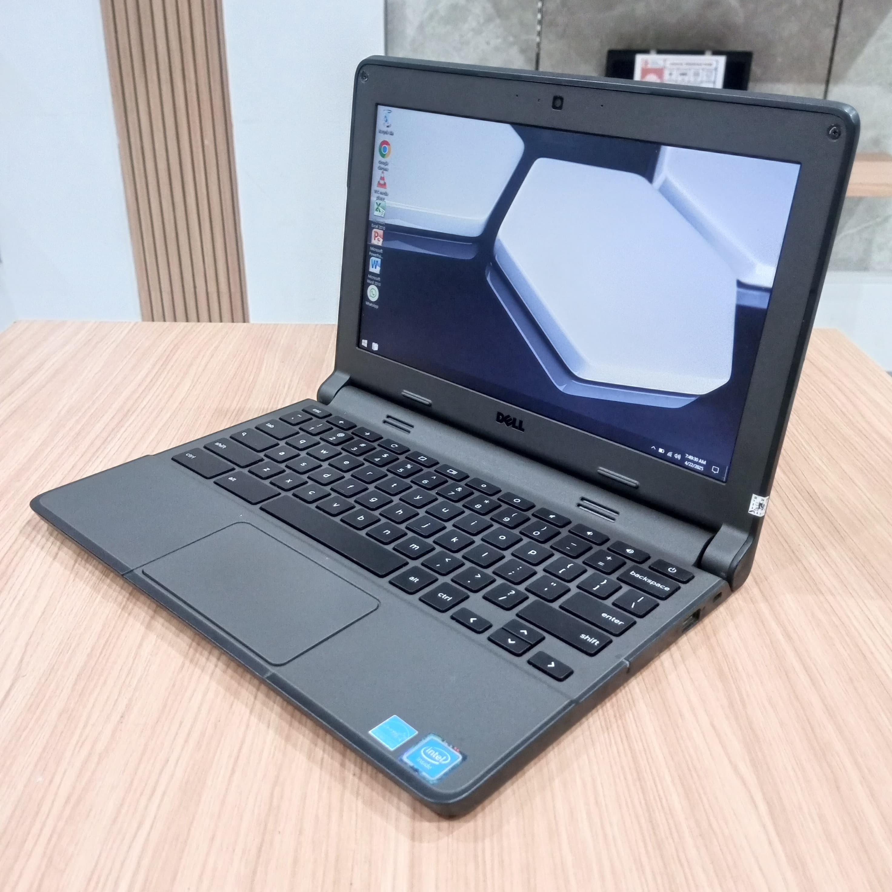 DELL Chromebook P22T